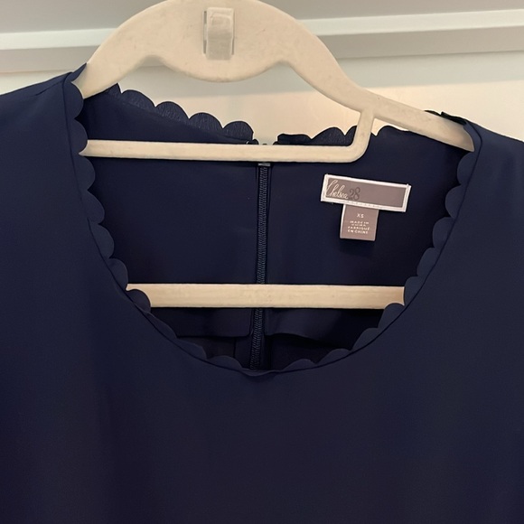 Chelsea28 navy scalloped romper. Size XS - Picture 3 of 5